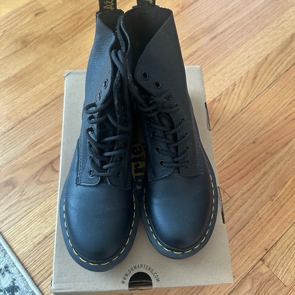 Dr. Martens Pascal Black Boots with Yellow Stitching - Picture 4 of 7